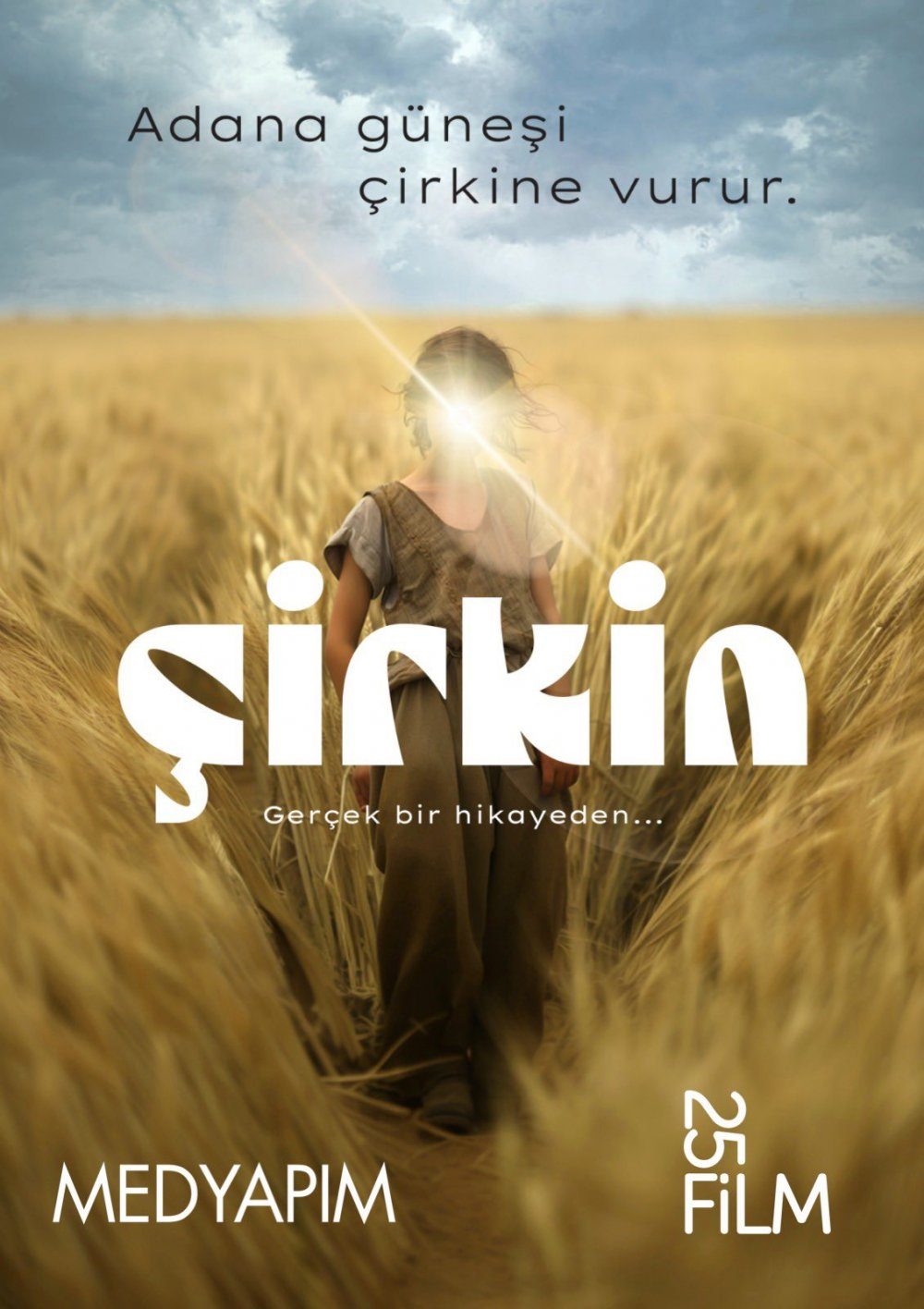 Çirkin Afişi