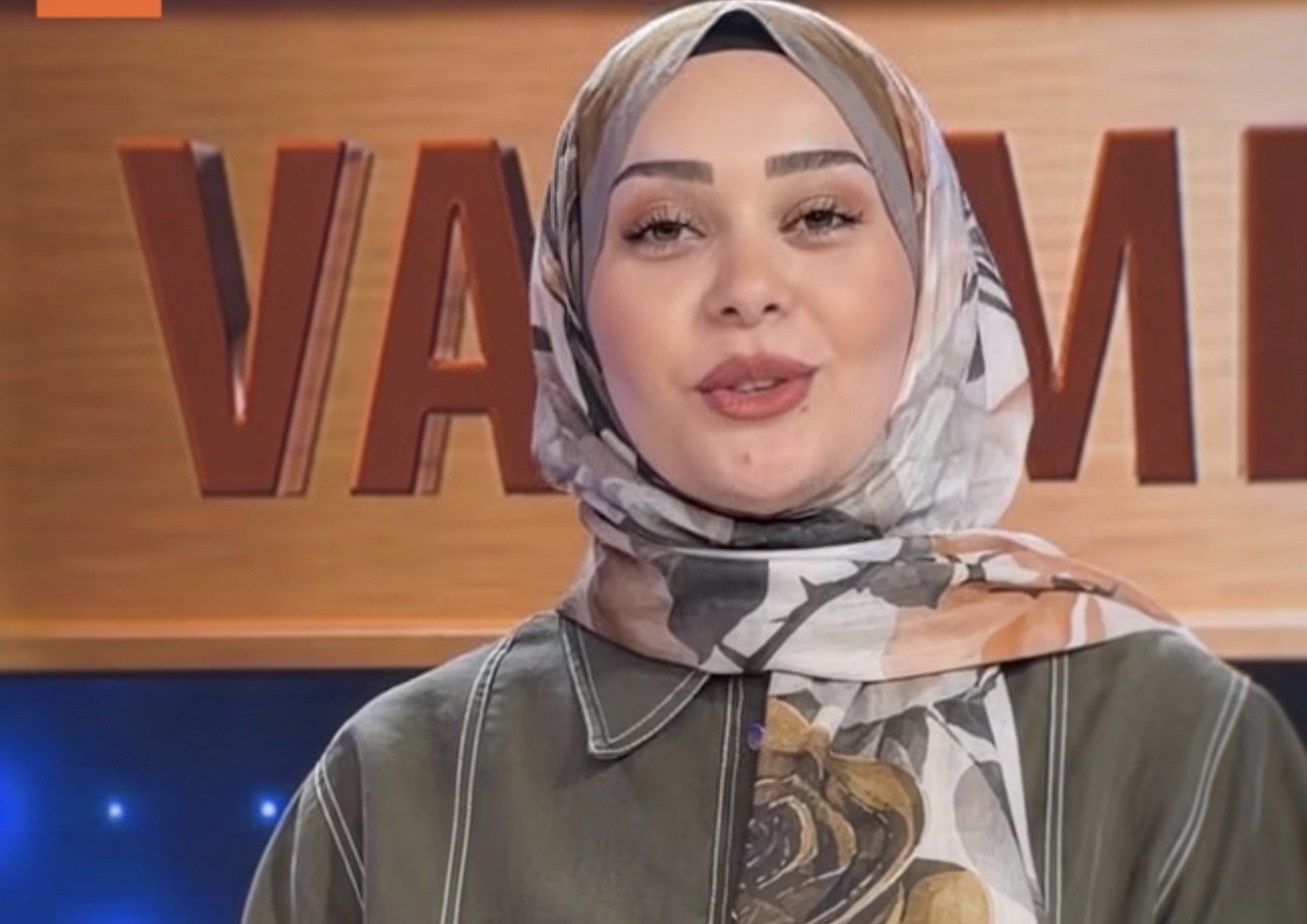 Var Mısın Yok Musun Sümeyye Akçasu kimdir? Kaç yaşında, Instagram adresi